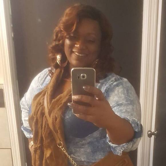 Meet your Posher, Crystal - Picture 1 of 1